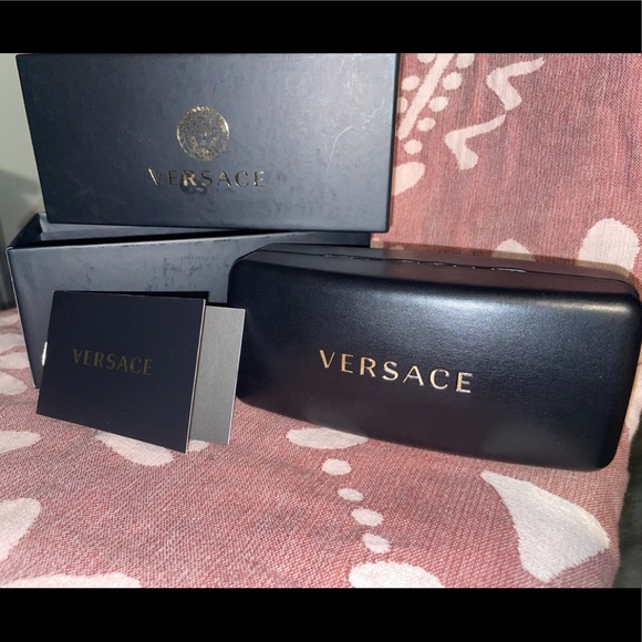 COPY - Versace Sunglasses - Picture 3 of 12